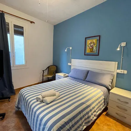 Casa de hóspedes P&r Hostals Tort