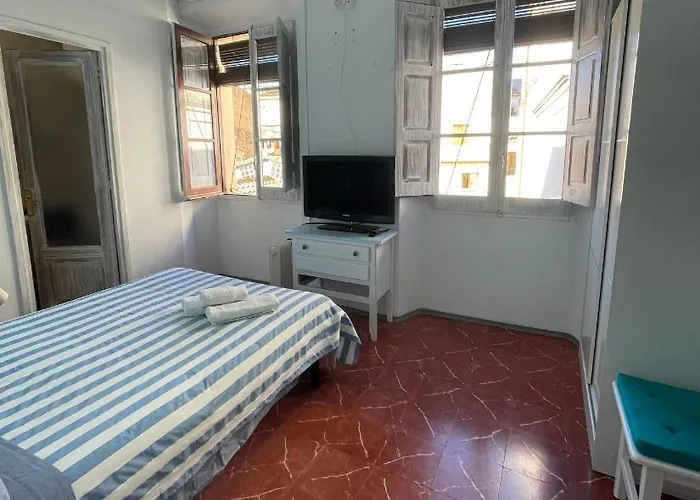 Maison d'hôtes P&r Hostals Tort