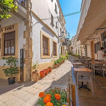 P&r Hostals Tort Guest house