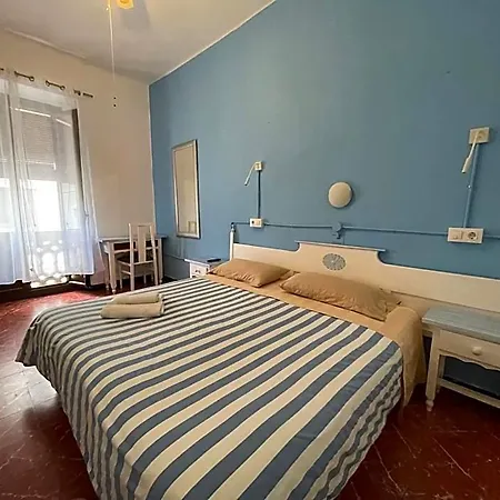 P&r Hostals Tort
