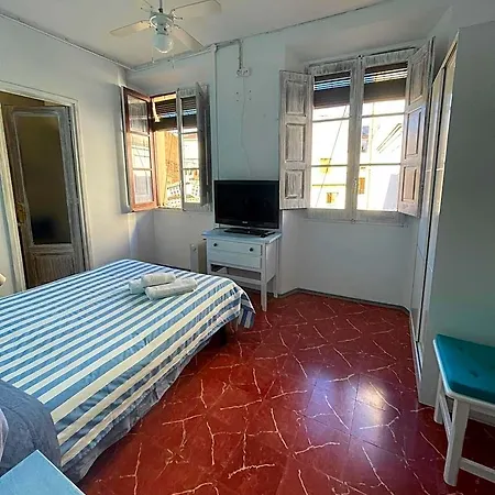 Guest house P&r Hostals Tort 3*